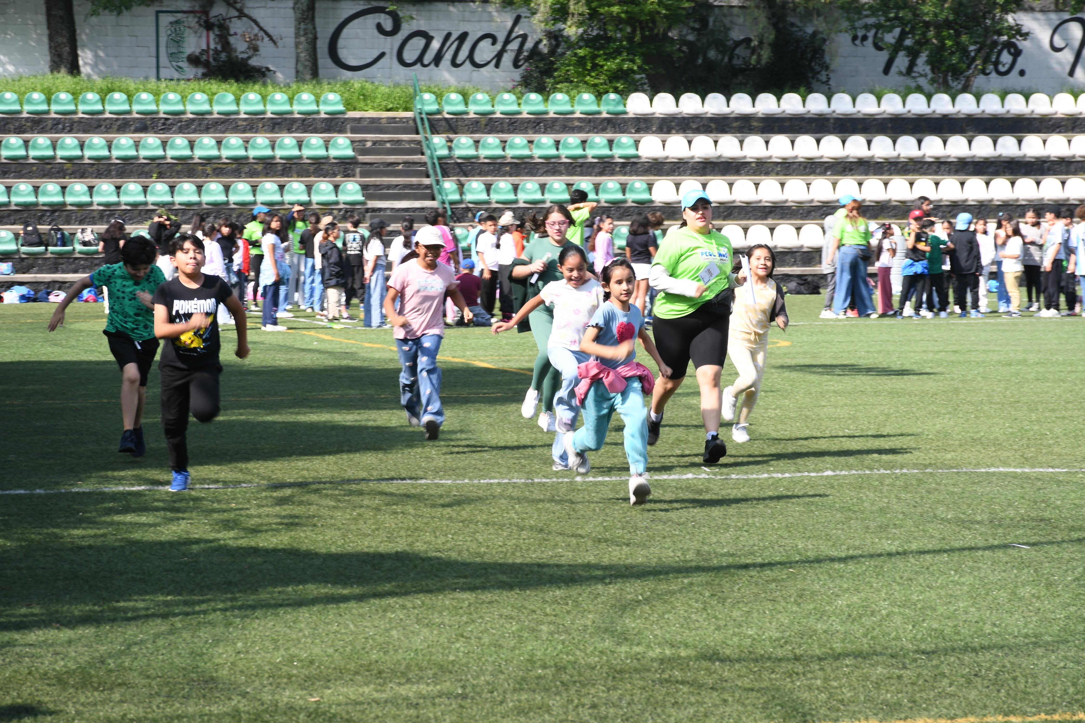  Arribo de niños del Curso de Verano 2026”Pequeños campeones del mundo”, CSCD del SNTISSSTE